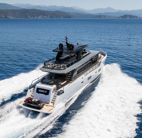 Delta Yacht